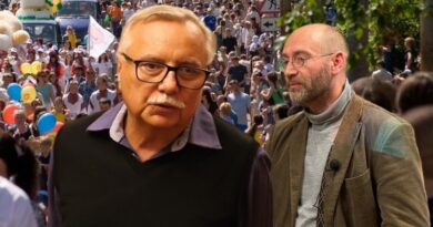 Krize demokracie? (24. října)